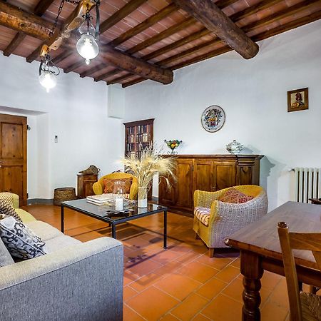 Villa S.Andrea サン・カシャーノ・イン・ヴァル・ディ・ペーザ エクステリア 写真