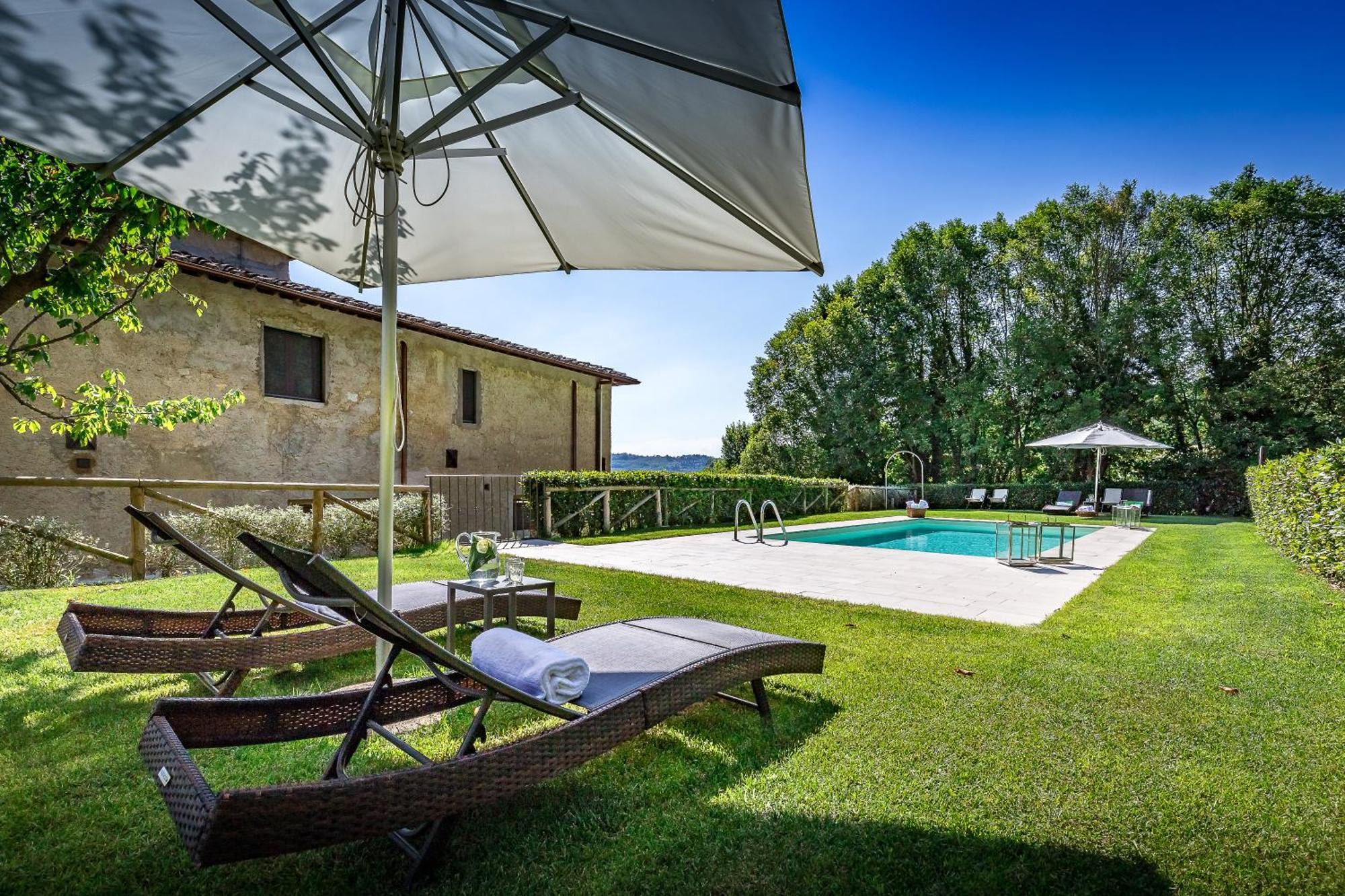 Villa S.Andrea サン・カシャーノ・イン・ヴァル・ディ・ペーザ エクステリア 写真