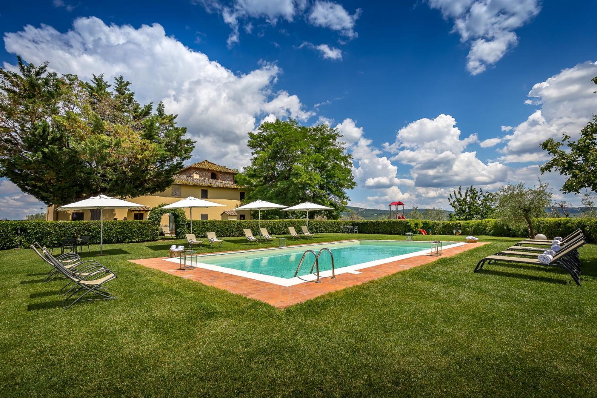 Villa S.Andrea サン・カシャーノ・イン・ヴァル・ディ・ペーザ エクステリア 写真